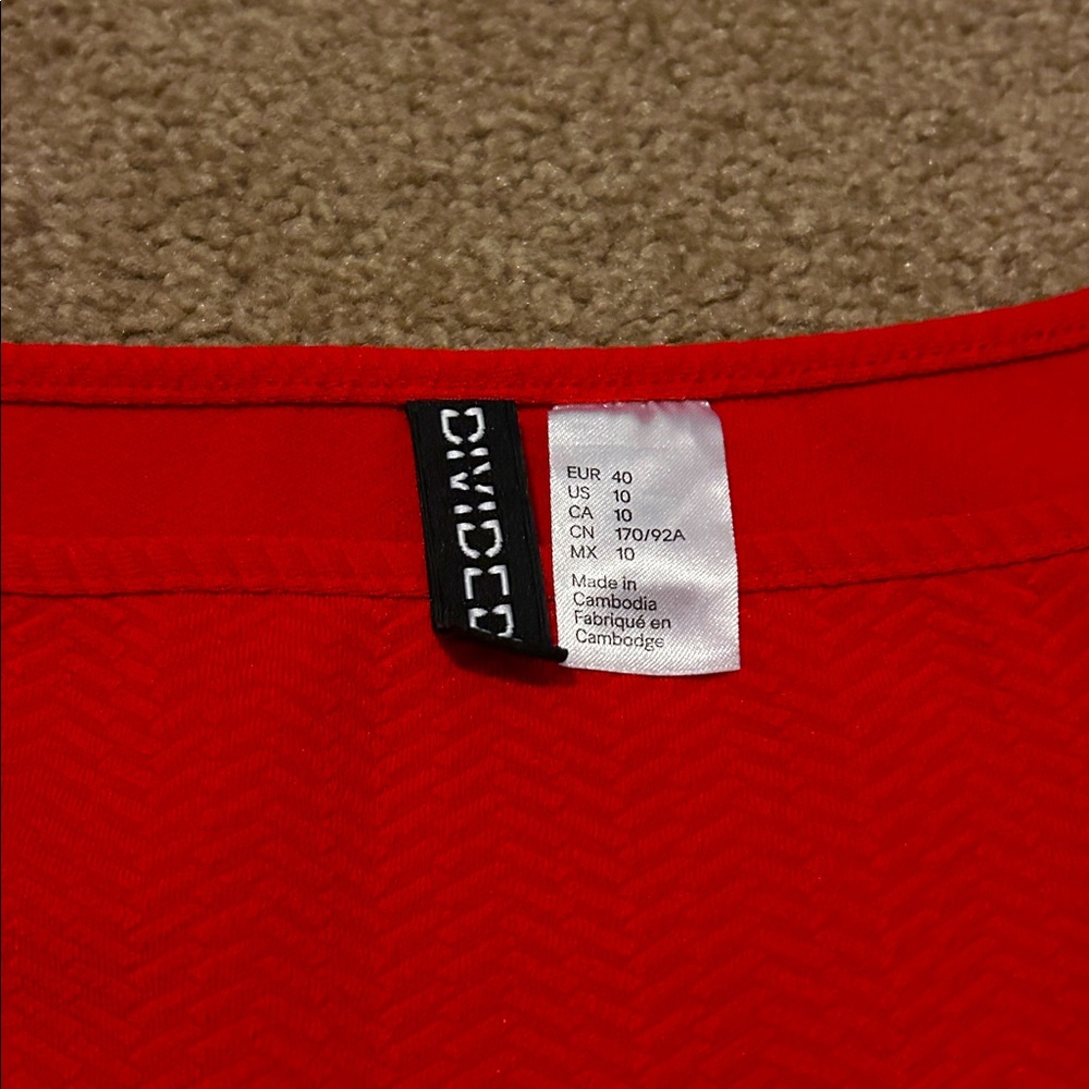 Divided H&M Red Textured Knit Flare Mini Dress size 10 - Picture 12 of 13